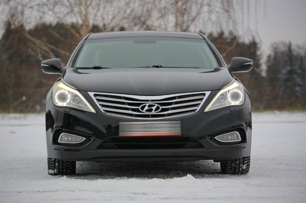 «Отъездил десять лет и ни на секунду не пожалел!». Белорус о владении корейским бизнес-седаном Hyundai Grandeur «Отъездил десять лет и ни на секунду не пожалел!». Белорус о владении корейским бизнес-седаном Hyundai Grandeur