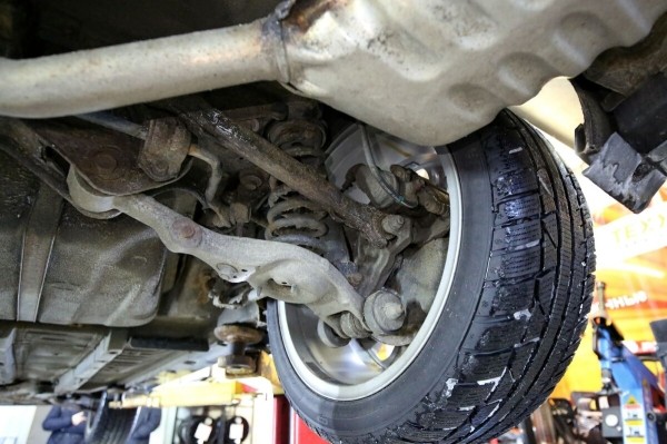 «Отъездил десять лет и ни на секунду не пожалел!». Белорус о владении корейским бизнес-седаном Hyundai Grandeur «Отъездил десять лет и ни на секунду не пожалел!». Белорус о владении корейским бизнес-седаном Hyundai Grandeur