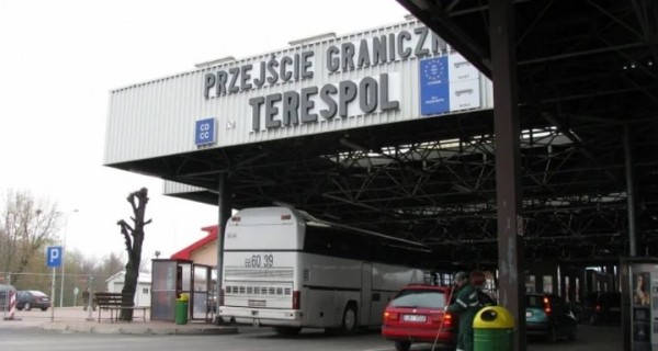 ГПК: за четыре дня меньше всего легковушек принял польский погранпереход «Тересполь» (сопредельный «Брест») ГПК: за четыре дня меньше всего легковушек принял польский погранпереход «Тересполь» (сопредельный «Брест»)