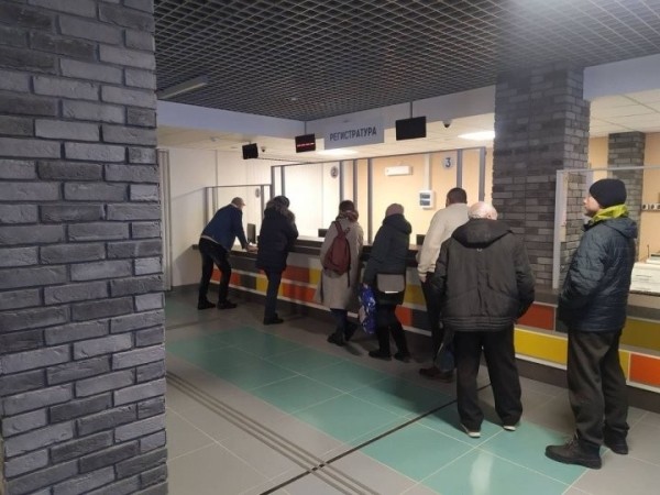 Изменения по больничным не вступят в силу в январе – новшества отложили Изменения по больничным не вступят в силу в январе – новшества отложили