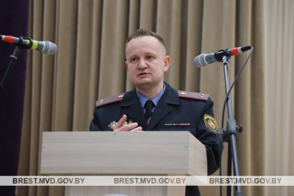 В СШ № 11 г.Бреста прошло необычное родительское собрание В СШ № 11 г.Бреста прошло необычное родительское собрание