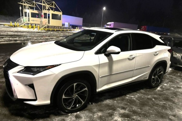 В Беларусь везли премиальный Mercedes, который уже месяц искала полиция Германии