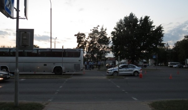 В Бресте автобус сбил 10-летнего мальчика на пешеходном переходе. Стали известны подробности смертельного ДТП В Бресте автобус сбил 10-летнего мальчика на пешеходном переходе. Стали известны подробности смертельного ДТП