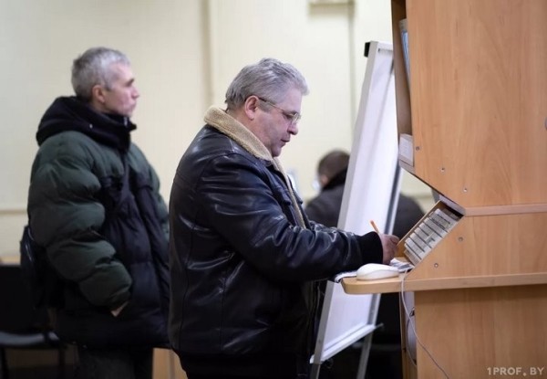 Нужна работа? «Электронная ярмарка вакансий» КУПТП «Комбинат общественного питания» Нужна работа? «Электронная ярмарка вакансий» КУПТП «Комбинат общественного питания»