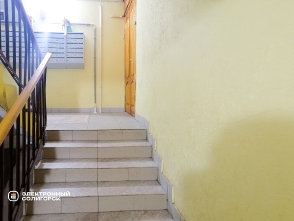 «Не хотели жить в свинарнике». Как солигорчане превратили убитый подъезд в элитный «Не хотели жить в свинарнике». Как солигорчане превратили убитый подъезд в элитный