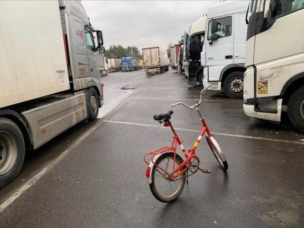 Многие дальнобойщики не встретят Новый год в кругу семьи Многие дальнобойщики не встретят Новый год в кругу семьи