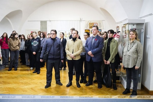 Самобытную культуру Пинско-Ивацевичского региона представили в Художественном музее Бреста Самобытную культуру Пинско-Ивацевичского региона представили в Художественном музее Бреста
