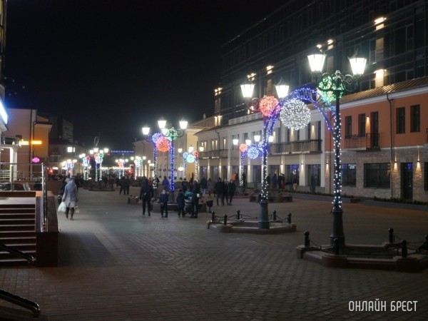Как будет работать праздничная новогодняя подсветка в Бресте Как будет работать праздничная новогодняя подсветка в Бресте