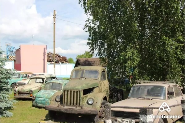 Музей «спасенных кузовов» под открытым небом есть в Дрогичине Музей «спасенных кузовов» под открытым небом есть в Дрогичине