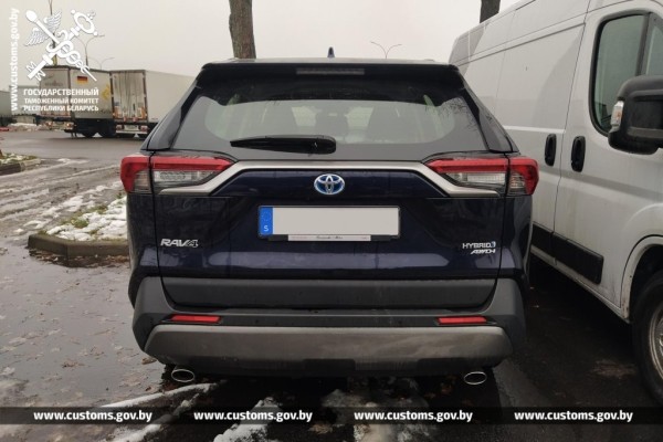 Автомобиль TOYOTA RAV4, находящийся в международном розыске, выявили брестские таможенники Автомобиль TOYOTA RAV4, находящийся в международном розыске, выявили брестские таможенники