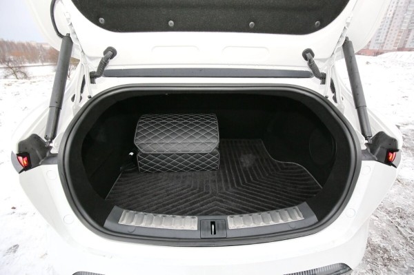 «Когда грянули морозы, заряда гарантированно хватало на 400 км». Белорус о владении роскошным «китайцем» Avatr 11 «Когда грянули морозы, заряда гарантированно хватало на 400 км». Белорус о владении роскошным «китайцем» Avatr 11