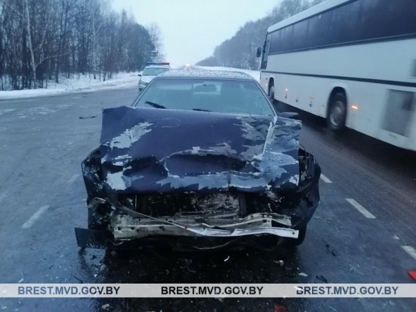 Водитель пострадал при ДТП в Брестском районе Водитель пострадал при ДТП в Брестском районе