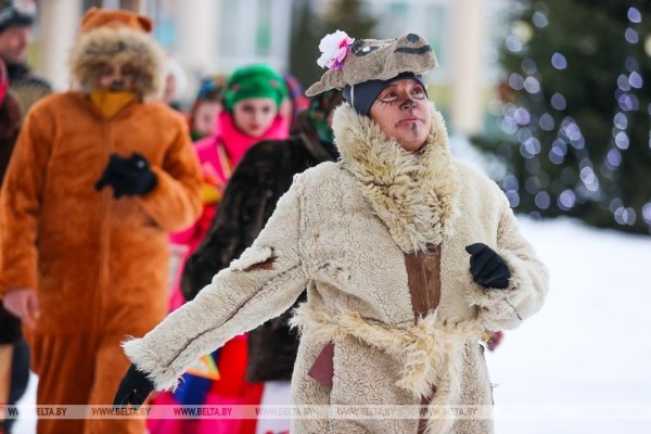 Чем угощают жители Брестского района на Коляды и какие щедрики им поют Чем угощают жители Брестского района на Коляды и какие щедрики им поют