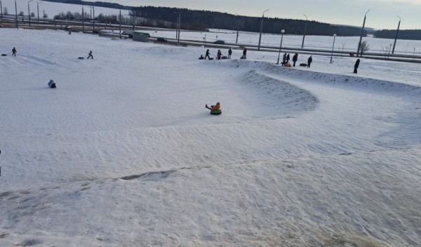 В Гродно ребенок получил серьезные травмы, катаясь на тюбинге