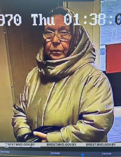 В Бресте разыскивают посетительницу ТРЦ «Варшавский» В Бресте разыскивают посетительницу ТРЦ «Варшавский»