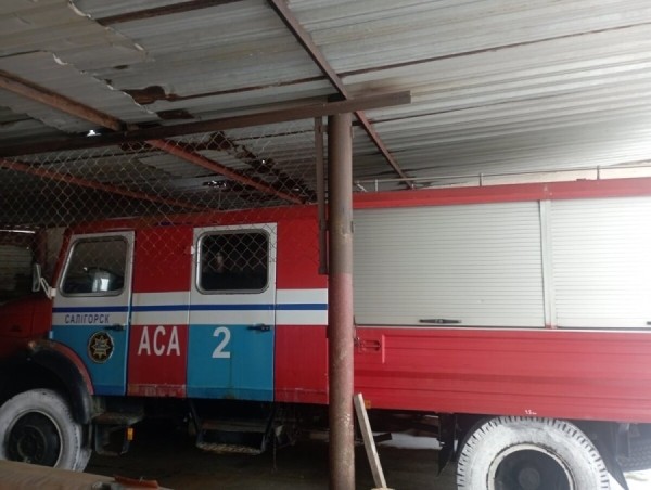 В Гомеле продают раритетный пожарный Mercedes. Сколько просят за 50-летнюю машину?