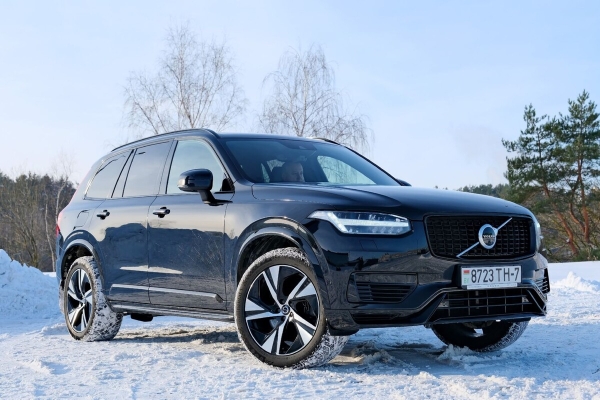 «ТО у дилера со всеми расходниками — 1 200 рублей». Белорус о владении 400-сильным гибридом Volvo XC90 «ТО у дилера со всеми расходниками — 1 200 рублей». Белорус о владении 400-сильным гибридом Volvo XC90