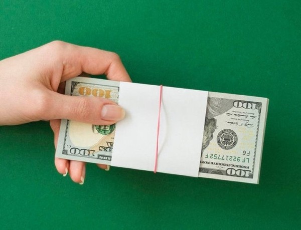 Лечила выдуманную болезнь. Жительницу Барановичей осудили за мошенничество Лечила выдуманную болезнь. Жительницу Барановичей осудили за мошенничество