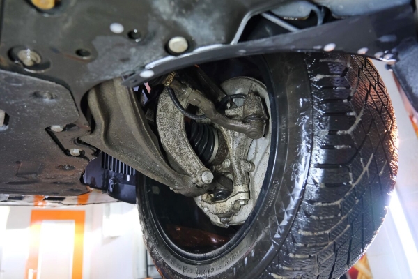 «ТО у дилера со всеми расходниками — 1 200 рублей». Белорус о владении 400-сильным гибридом Volvo XC90 «ТО у дилера со всеми расходниками — 1 200 рублей». Белорус о владении 400-сильным гибридом Volvo XC90