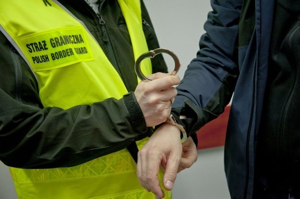 В Польше на парковке проверили Citroen белоруса. А в нем – электровелосипеды на 25 тысяч $ без документов В Польше на парковке проверили Citroen белоруса. А в нем – электровелосипеды на 25 тысяч $ без документов