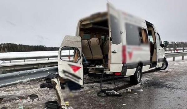 Маршрутка была на «лысой» резине. Подробности аварии в Березинском районе Маршрутка была на «лысой» резине. Подробности аварии в Березинском районе