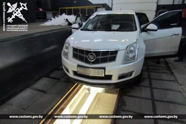 За провоз контрабанды в Беларуси конфисковали Cadillac За провоз контрабанды в Беларуси конфисковали Cadillac
