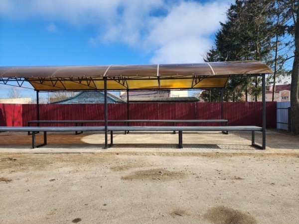 Вот так в Дрогичине выглядят новые торговые ряды для реализации продукции с огорода Вот так в Дрогичине выглядят новые торговые ряды для реализации продукции с огорода