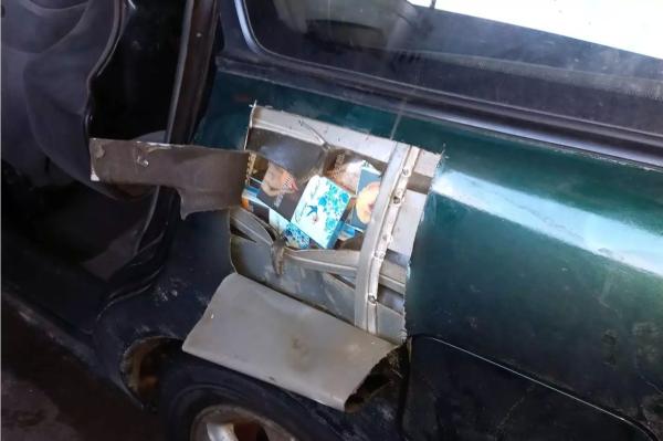 Оригинально, но незаконно: в чем везут контрабанду через границу Оригинально, но незаконно: в чем везут контрабанду через границу