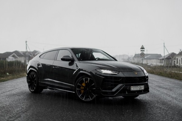 В Пинске продают Lamborghini Urus. Цена впечатляет В Пинске продают Lamborghini Urus. Цена впечатляет