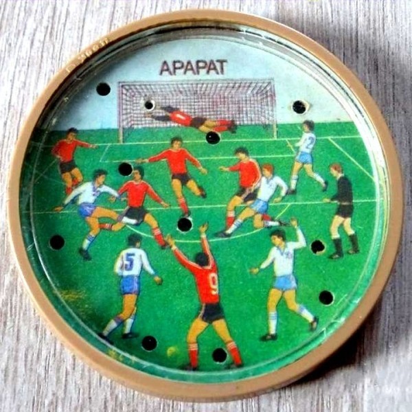 20 вещей родом из СССР, которые введут современных подростков в замешательство 20 вещей родом из СССР, которые введут современных подростков в замешательство