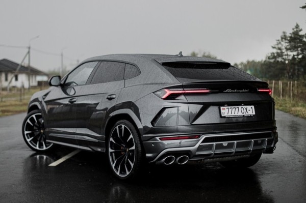 В Пинске продают Lamborghini Urus. Цена впечатляет В Пинске продают Lamborghini Urus. Цена впечатляет