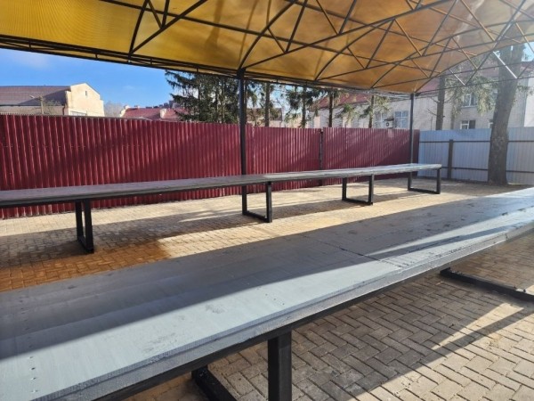 Вот так в Дрогичине выглядят новые торговые ряды для реализации продукции с огорода Вот так в Дрогичине выглядят новые торговые ряды для реализации продукции с огорода