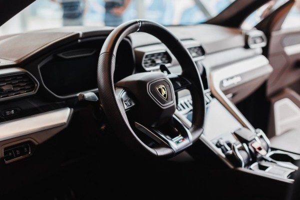 В Пинске продают Lamborghini Urus. Цена впечатляет В Пинске продают Lamborghini Urus. Цена впечатляет