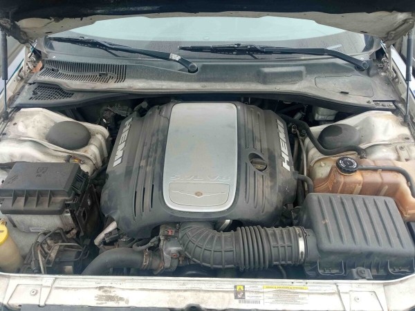 Chrysler 300C, служивший в МВД, продают в Беларуси. За сколько? Chrysler 300C, служивший в МВД, продают в Беларуси. За сколько?