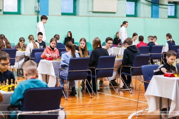 В Бресте проходит финал областных соревнований среди детей и подростков по шахматам «Белая ладья» В Бресте проходит финал областных соревнований среди детей и подростков по шахматам «Белая ладья»