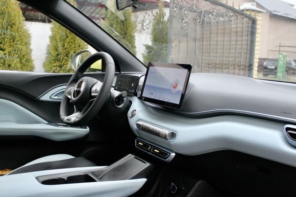 Брестский блогер Василий Пошелюк о BYD Seagull: &laquo;Больше 130 км/ч не едет. Зато может вскипятить чайник!&raquo;