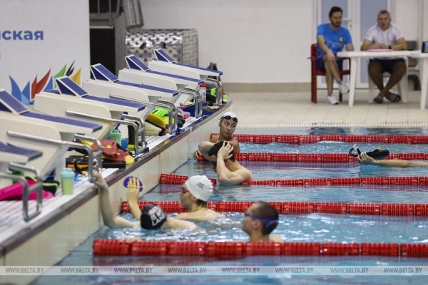 С прицелом на Олимпиаду. Белорусские пловцы в Бресте готовятся к чемпионату страны С прицелом на Олимпиаду. Белорусские пловцы в Бресте готовятся к чемпионату страны