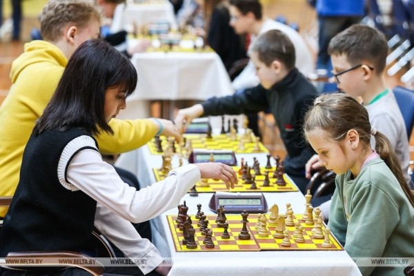 В Бресте проходит финал областных соревнований среди детей и подростков по шахматам «Белая ладья» В Бресте проходит финал областных соревнований среди детей и подростков по шахматам «Белая ладья»