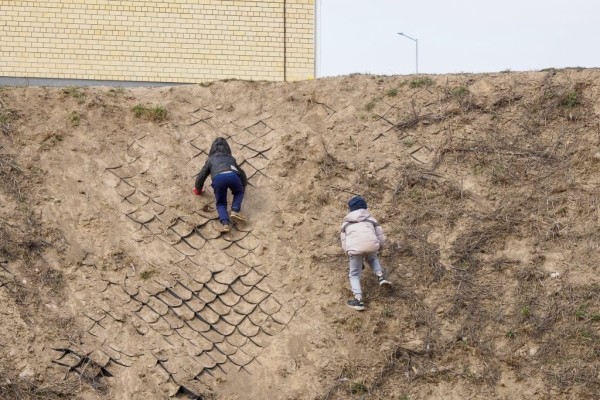 Генпрокуратура предлагает наказывать родителей, если ребенок из-за недосмотра получит тяжелые травмы Генпрокуратура предлагает наказывать родителей, если ребенок из-за недосмотра получит тяжелые травмы