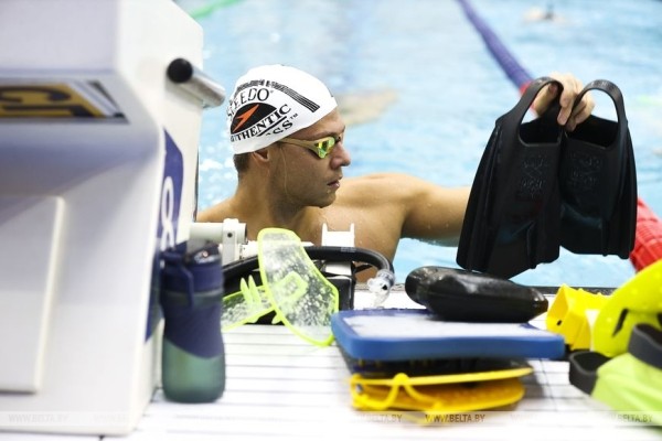 С прицелом на Олимпиаду. Белорусские пловцы в Бресте готовятся к чемпионату страны С прицелом на Олимпиаду. Белорусские пловцы в Бресте готовятся к чемпионату страны
