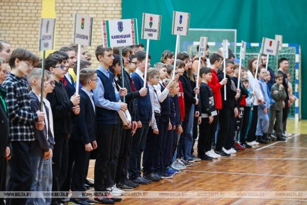 В Бресте проходит финал областных соревнований среди детей и подростков по шахматам «Белая ладья» В Бресте проходит финал областных соревнований среди детей и подростков по шахматам «Белая ладья»