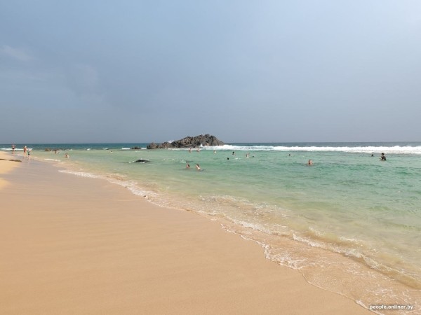 Двое суток провели в самолете — оно того стоило? Слетали на тропический остров посреди зимы и делимся впечатлениями Двое суток провели в самолете — оно того стоило? Слетали на тропический остров посреди зимы и делимся впечатлениями