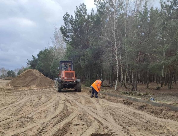 На Красном дворе в Бресте ведётся подготовка пляжной зоны отдыха к купальному сезону На Красном дворе в Бресте ведётся подготовка пляжной зоны отдыха к купальному сезону