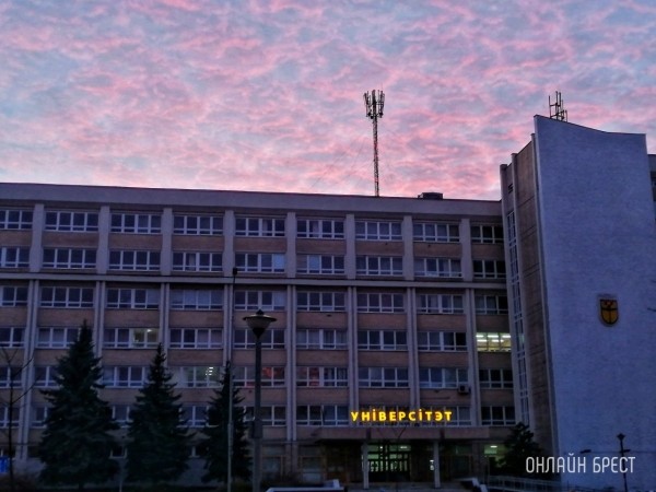 Ярмарку специальностей проведут в Брестском госуниверситете им.Пушкина 23 марта Ярмарку специальностей проведут в Брестском госуниверситете им.Пушкина 23 марта