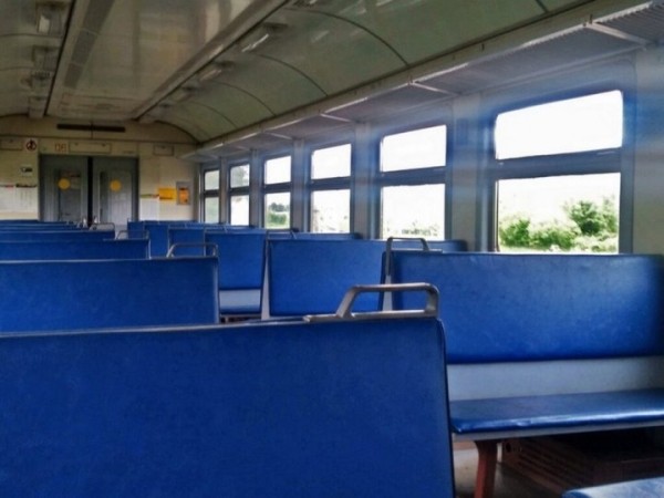 Житель Барановичей украл сумку, оставленную без присмотра в вагоне электропоезда Житель Барановичей украл сумку, оставленную без присмотра в вагоне электропоезда