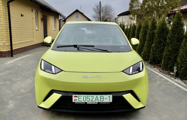 Брестский блогер Василий Пошелюк о BYD Seagull: &laquo;Больше 130 км/ч не едет. Зато может вскипятить чайник!&raquo;