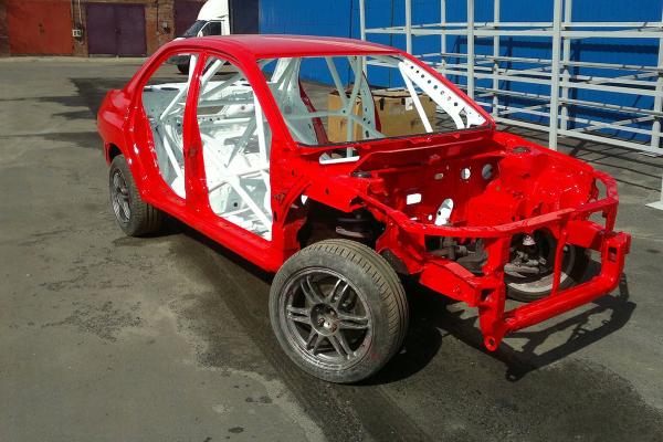 Белорус вложил 300 000 долларов в Mitsubishi Lancer Evolution. А теперь продает значительно дешевле Белорус вложил 300 000 долларов в Mitsubishi Lancer Evolution. А теперь продает значительно дешевле