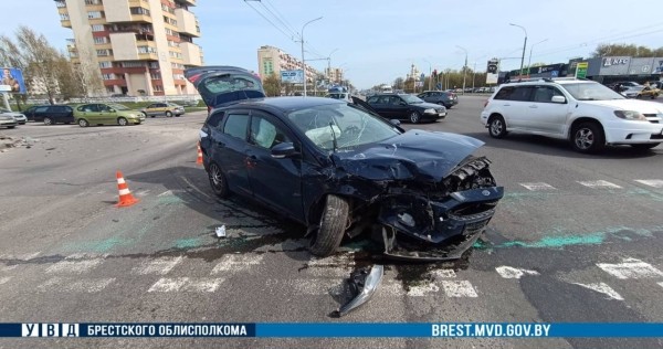 Подробности жесткого ДТП на Московской в Бресте