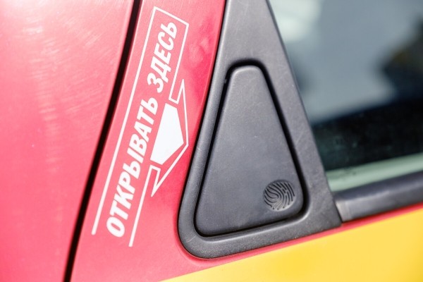 «С одного такси можно заработать 8 000 рублей». Владельцы Renault Zoe рассказали о выгоде «электричек» «С одного такси можно заработать 8 000 рублей». Владельцы Renault Zoe рассказали о выгоде «электричек»