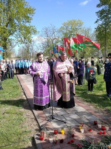 В Бресте почтили память узников концлагерей В Бресте почтили память узников концлагерей